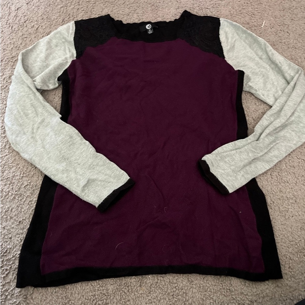 A and I purple grey and black lace sweater size medium